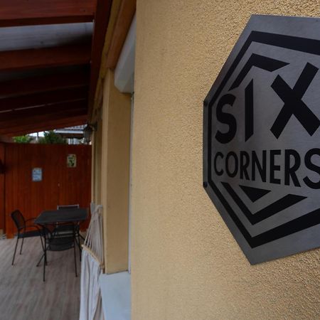 Six Corners - Sunny Corner Lägenhet Pécs Exteriör bild